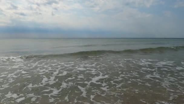 Widok Morze Azowskie Wysokiego Wybrzeża Gliny Słoneczny Dzień Lecie — Wideo stockowe