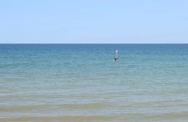 Sportler Mit Tragflügelsegeln Meer Windsurfen Spaß Meer Extremsport Asowsches Meer — Stockfoto