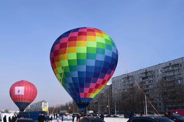 Kharkiv Ucrânia Fevereiro 2021 Balões Coloridos Quente Durante Show Aéreo — Fotografia de Stock