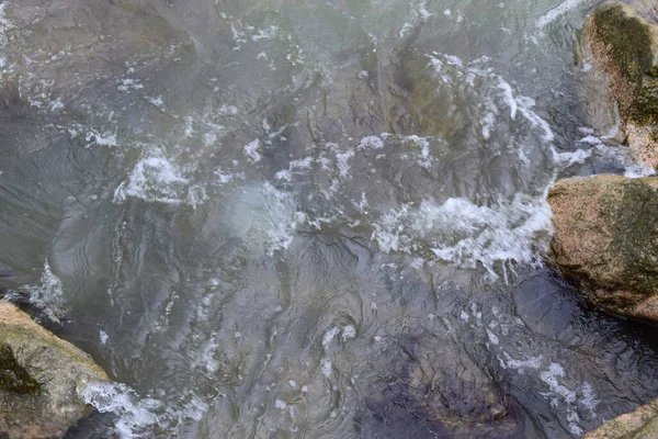 Побиття Скельної Морської Хвилі Серфінг Хвилі Екстремальні Види Спорту — стокове фото