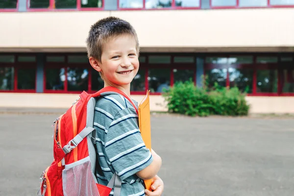 Portrait Schoolboy Boy Backpack His Back Textbooks His Hands School — Stock Photo, Image