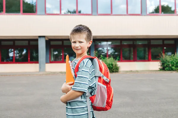 Portrait Schoolboy Boy Backpack His Back Textbooks His Hands School — Fotografia de Stock