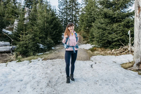 Young Beautiful Girl Walks Forest Hiking Backpack Happy Female Traveler — Fotografia de Stock