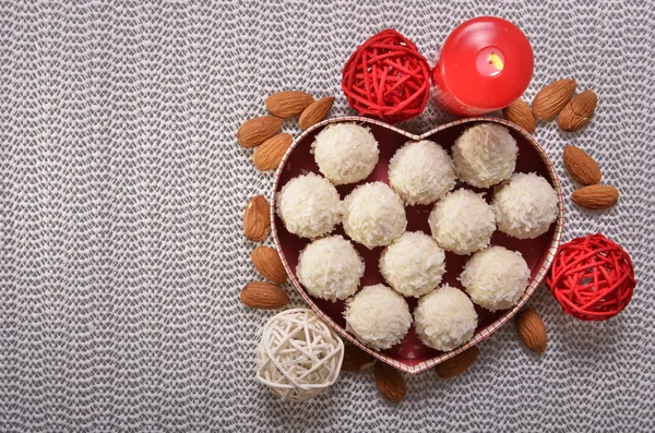 kalp şeklinde şeker