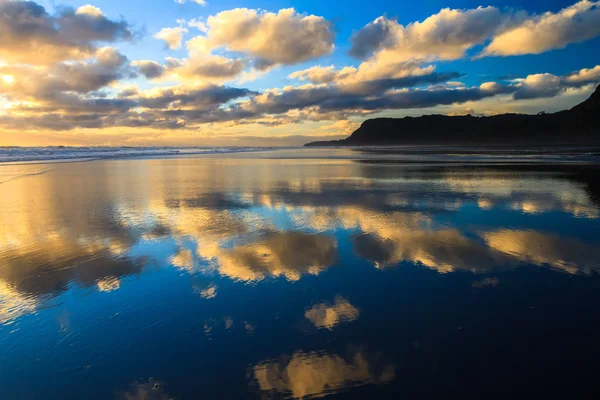 Karekare Beach, New Zealand — Stock Photo, Image