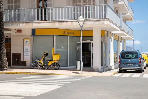 Maiorca Spagna Luglio 2021 Ufficio Postale Spagnolo Nella Bellissima Isola — Foto Stock