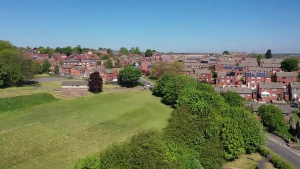 Aerial Footage Town Batley Yorkshire Showing Typical British Housing Estates — Vídeos de Stock