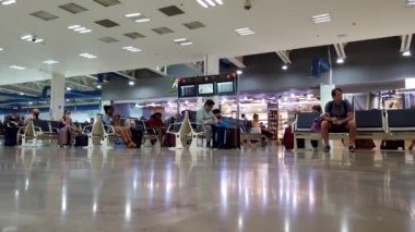 Puerto Vallarta Meksika 16 Haziran 2019: Uluslararası Havalimanı olarak bilinen Fhe Havalimanı 'nın Puerto Vallarta yolcularında bulunan bir uluslararası havaalanı görüntüleri