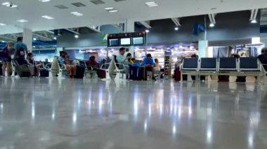 Puerto Vallarta Meksika 16 Haziran 2019: Uluslararası Havalimanı olarak bilinen Fhe Havalimanı 'nın Puerto Vallarta yolcularında bulunan bir uluslararası havaalanı görüntüleri