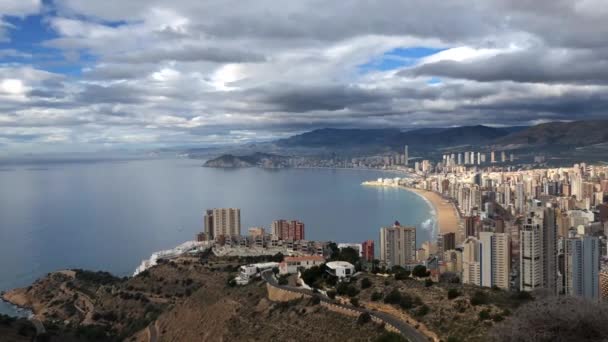 Time Lapse Footage Overlooking Beautiful Playa Levante Beach Benidorm Seaside — ストック動画