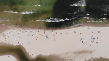 Bulgaristan 'ın Sunny Beach bölgesindeki güzel sahil şeridinin hava görüntüleri, insansız hava aracı ile çekildi..