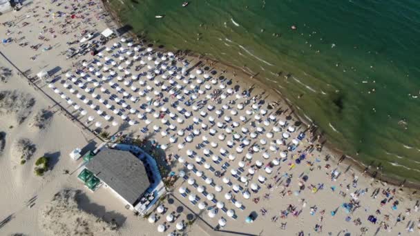 用无人驾驶飞机拍摄的保加利亚桑尼海滩地区美丽海岸线的空中录像 — 图库视频影像