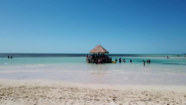 Cococay Bahamas Abril 2019 Bela Praia Tropical Little Stirrup Cay — Vídeo de Stock