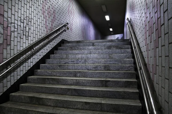 Metropolitana di notte — Foto Stock