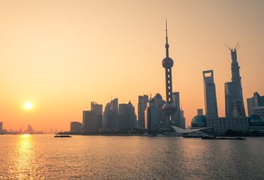 Sunrise üzerinde Şanghay