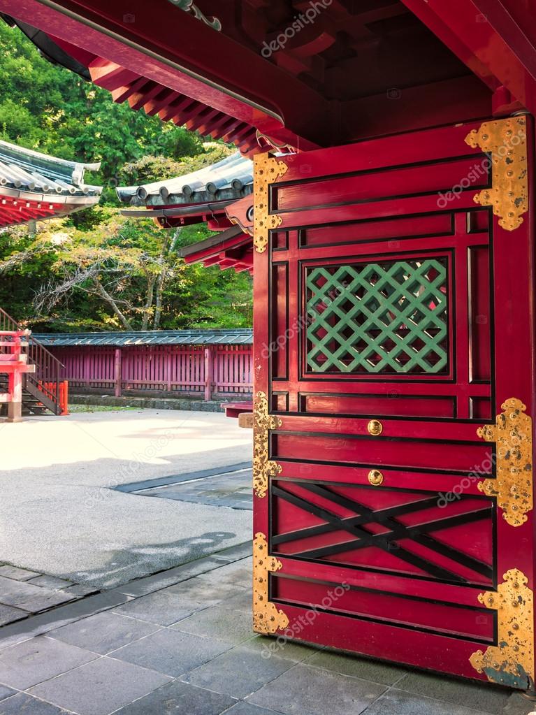 Door to door japan