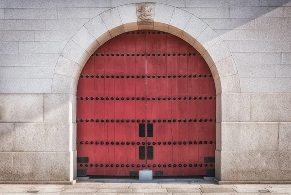 Porta da fortaleza — Fotografia de Stock