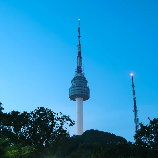 Torre Namsan — Foto de Stock