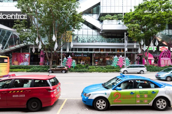 Orchard Road Traffic — Stock Photo, Image