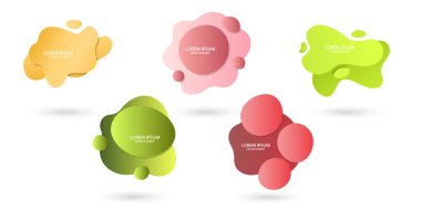 Akışkan çerçeve beyaz arkaplanda izole edildi. Soyut sıvı şekiller, renkli elementler, geometrik çizgileri olan gradyan dalgalar, dinamik formlar. Pankart, broşür ve kartvizit için vektör düz tasarım