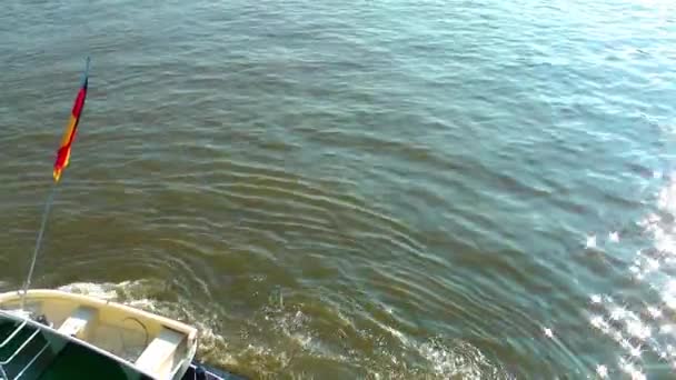 Ferryboat e o lago — Vídeo de Stock