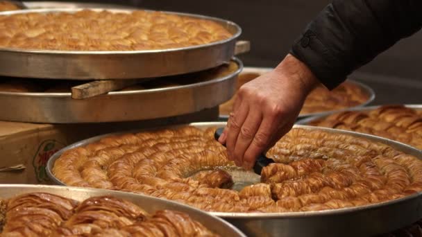 Традиционный Сладкий Турецкий Десерт — стоковое видео