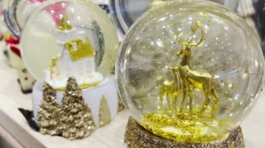 Noel Yeni Yıl Dekorasyonu Geyik Kar Balosu
