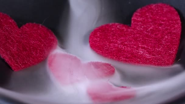Tkanina Red Heart Kształt Dym — Wideo stockowe