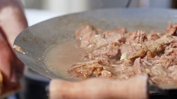 Nourriture Traditionnelle Viande Grillée Mouton Turque Dans Plat Nommé Sac — Video