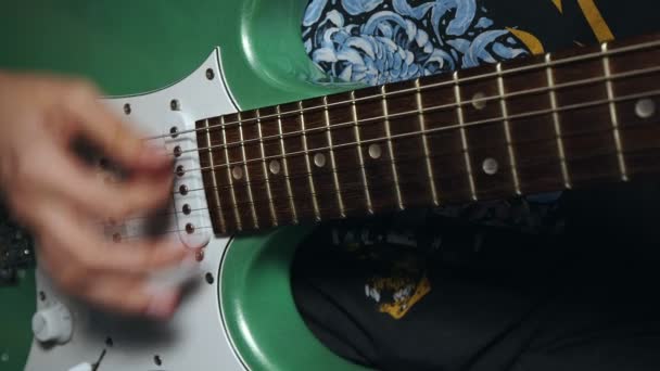 Jouer Guitare Électro Musicale — Video