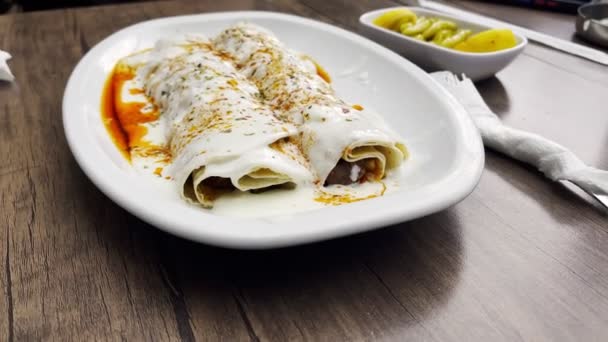 Турецкая Традиционная Еда Имени Тантуни — стоковое видео