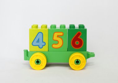lego duplo tasarımcı çocuk gelişimi geliştirme