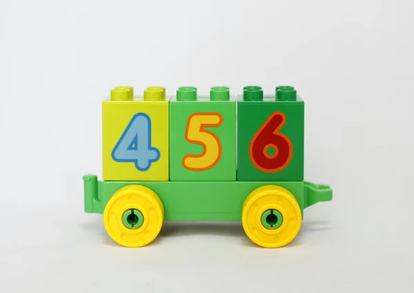lego duplo tasarımcı çocuk gelişimi geliştirme