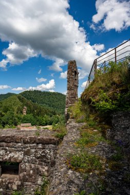 Fransa 'nın Alsace kentindeki Fleckenstein Kalesi
