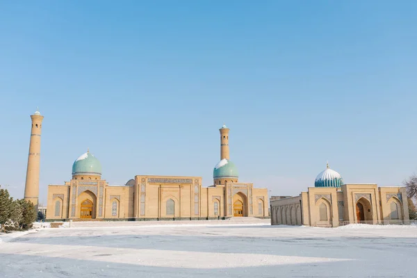 Taschkent Usbekistan Dezember 2020 Altstadt Winter Hazrati Imam Moschee Und — Stockfoto