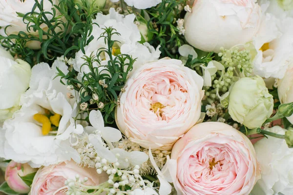 Блідо Рожеві Піоноподібні Троянди Біла Еустома Крупним Планом Букет Нареченої — стокове фото