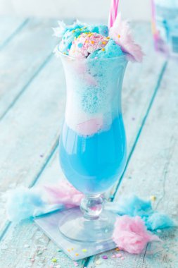 Close up of a delicious cotton candy float, ready for drinking. 
