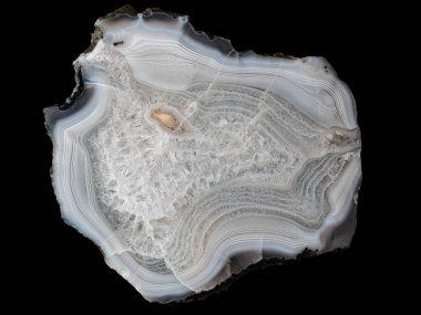 Mineral agattan toplanabilir bir parça. Kalpazanlığın çeşitli çeşitleri. Rusya 'da üretildi, Chukotka.