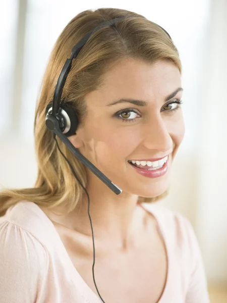 Portrait Of Happy Customer Service Representative — Stock Photo, Image