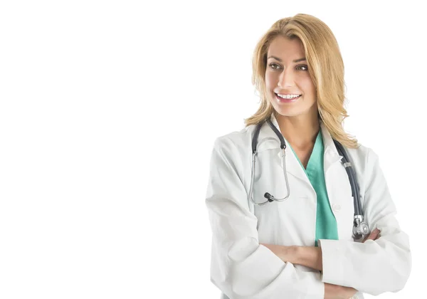 Fiducioso medico femminile guardando lontano — Foto Stock