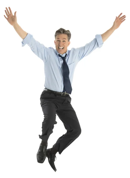 Porträt eines erfolgreichen Geschäftsmannes, der vor Freude springt — Stockfoto
