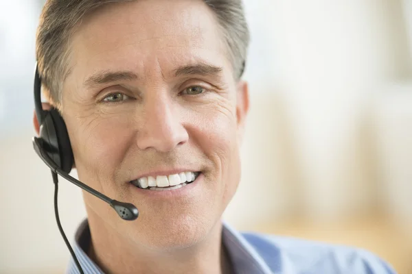 Confident Customer Service Representative Wearing Headset — Stock Photo, Image