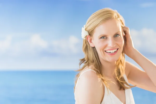 Blond Woman Against Sea At Beach — Stock Photo, Image