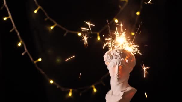 Sparklers na Nový rok nebo Vánoce — Stock video
