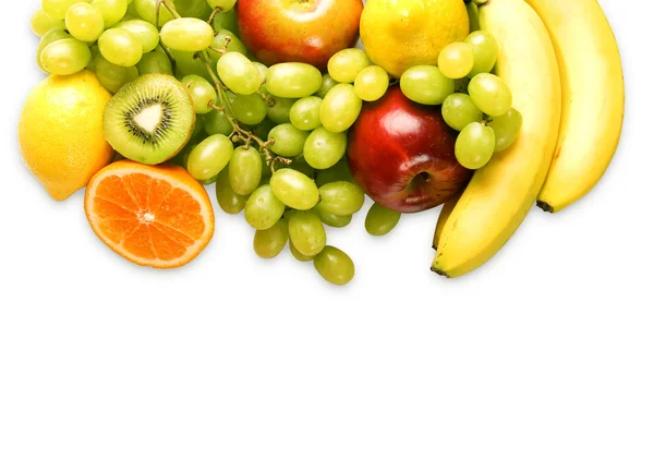 izole lezzetli taze meyve karışımı