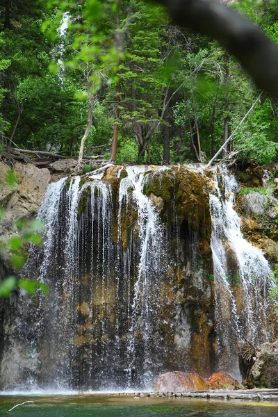 Wiszące nad jeziorem, colorado — Zdjęcie stockowe