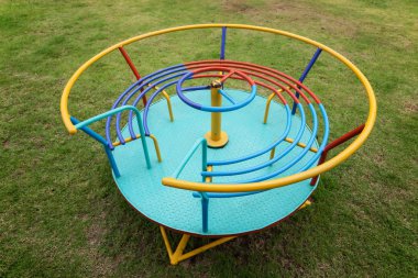 renkli çocuk carousel boş