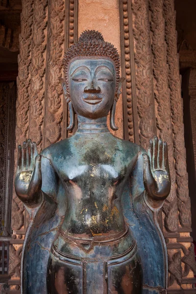 Statua di Buddha Bronzo alla Haw Phra Kaew — Foto Stock