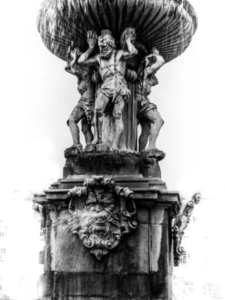 Деталь фонтана Самсон в Ческе-Будеевице — стоковое фото