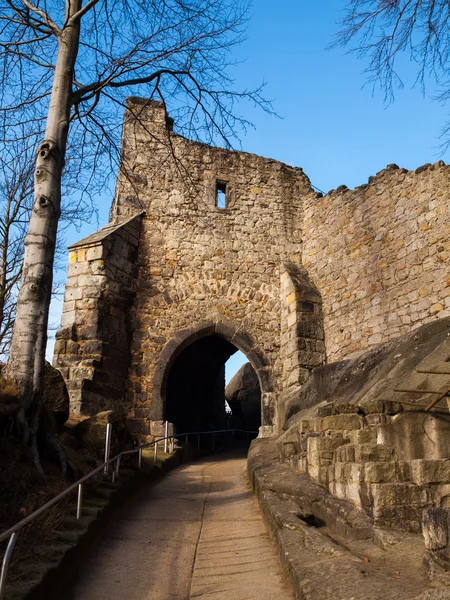 Věž brány hradu oybin — Stock fotografie